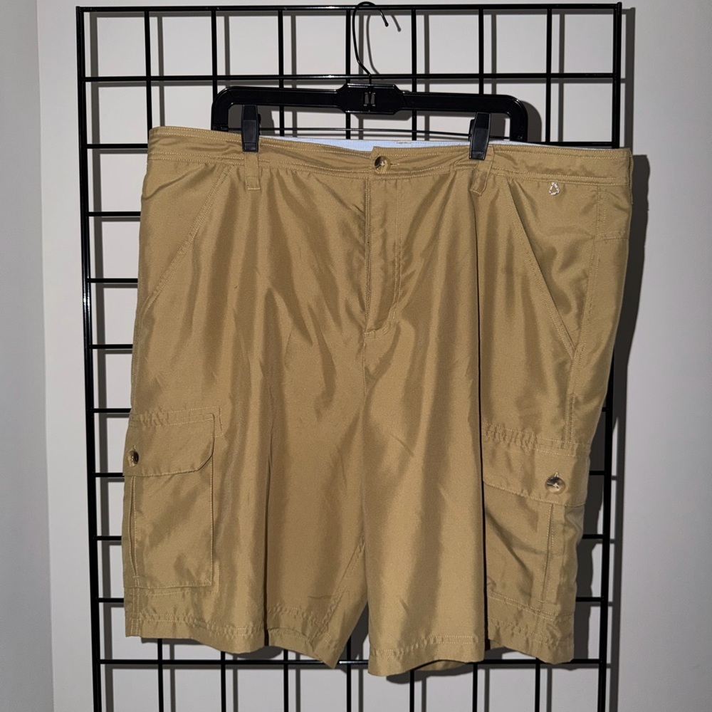 Magellan Outdoors Men's Khaki Cargo Shorts